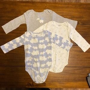 Carter’s long sleeve bodysuits